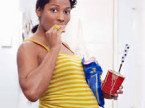 Dal pancione della mamma al bambino così nasce la dipendenza da junk food