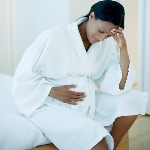 donna incinta nausea e vomito