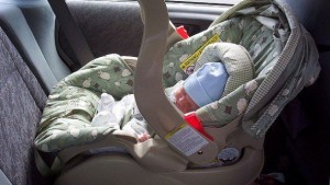 trasporto auto neonato